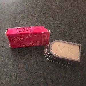 Mary Kay Signature White Sands Eye Color